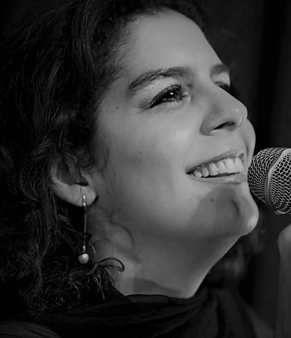 Fernanda Cunha at Jazz Bistro