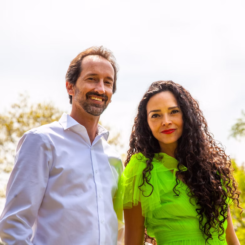Win tickets to see Eliana Cuevas & Jeremy Ledbetter at Featherstone Estate Winery on Sept 26th