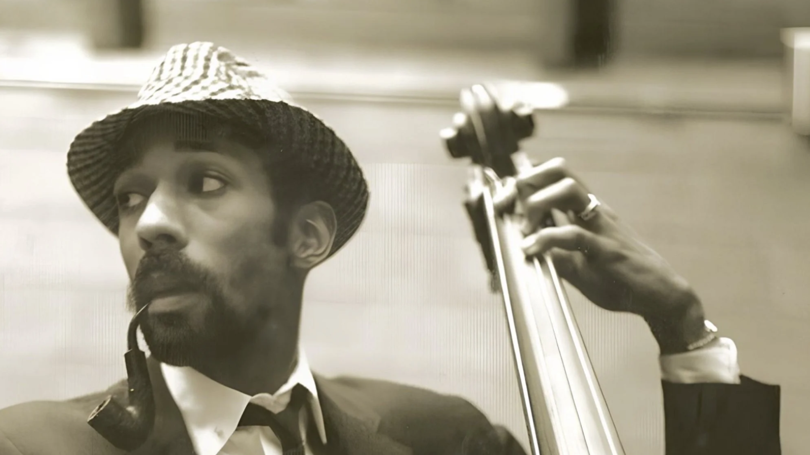 Ron Carter colours the world with his voice - jazz.fm91